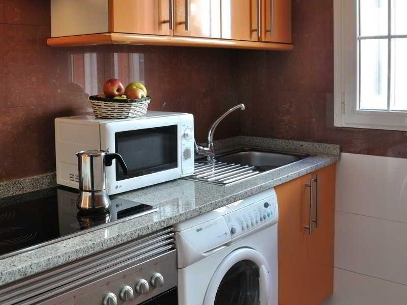 Gran Via Sol Apartamentos Madrid Ngoại thất bức ảnh