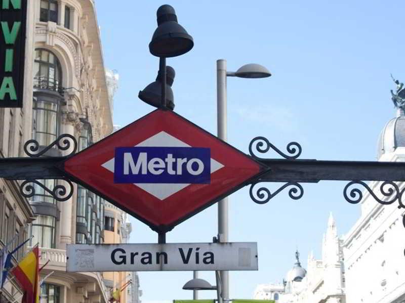 Gran Via Sol Apartamentos Madrid Ngoại thất bức ảnh