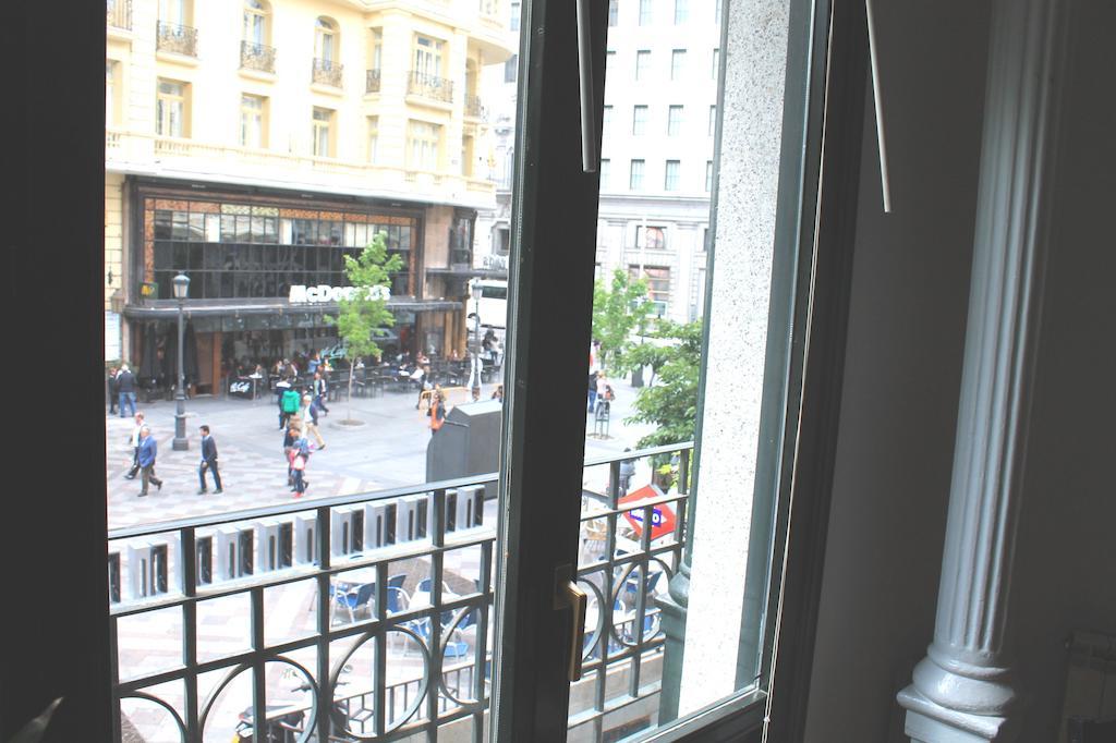 Gran Via Sol Apartamentos Madrid Ngoại thất bức ảnh