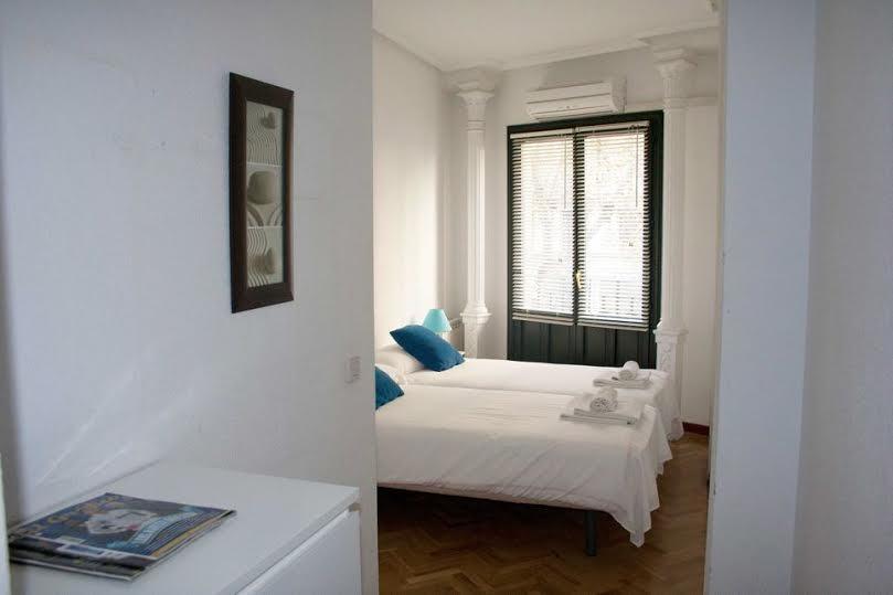 Gran Via Sol Apartamentos Madrid Phòng bức ảnh