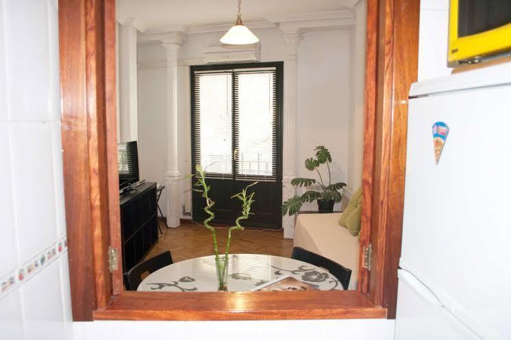 Gran Via Sol Apartamentos Madrid Phòng bức ảnh